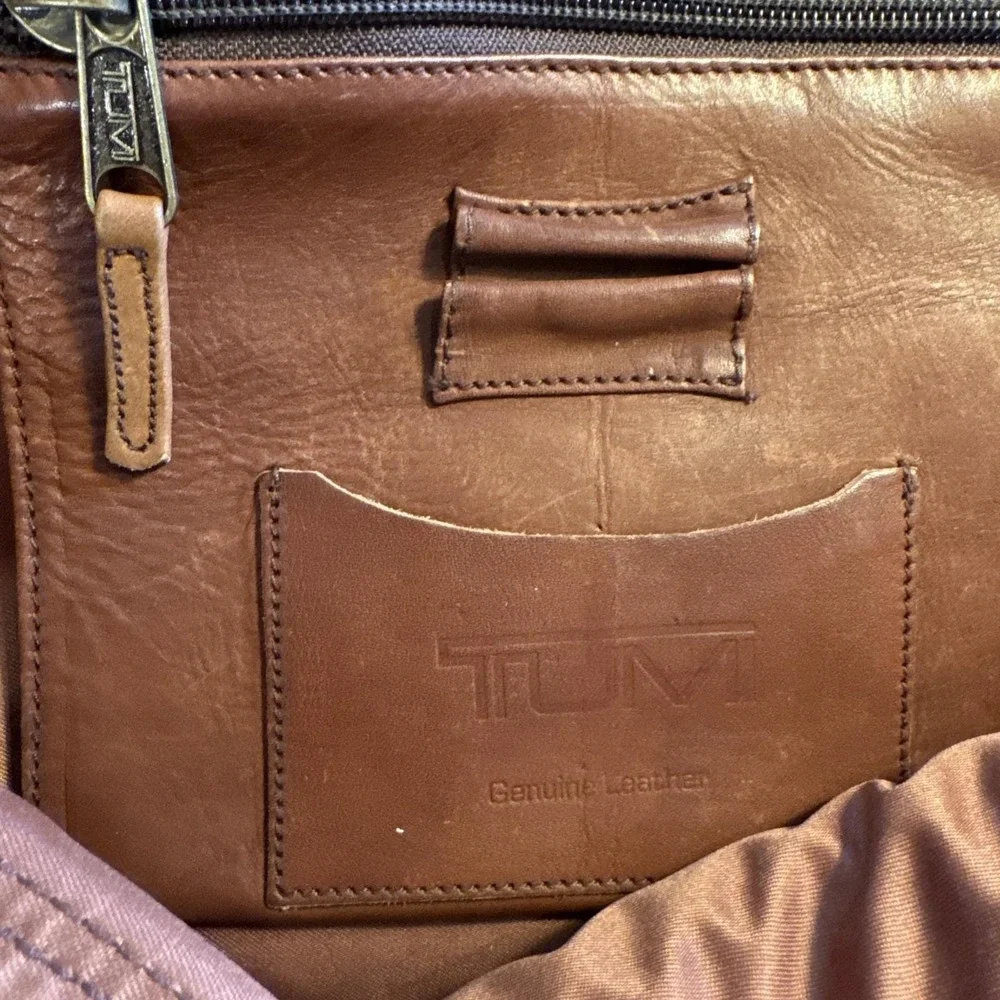 Vintage TUMI Brown Leather 17